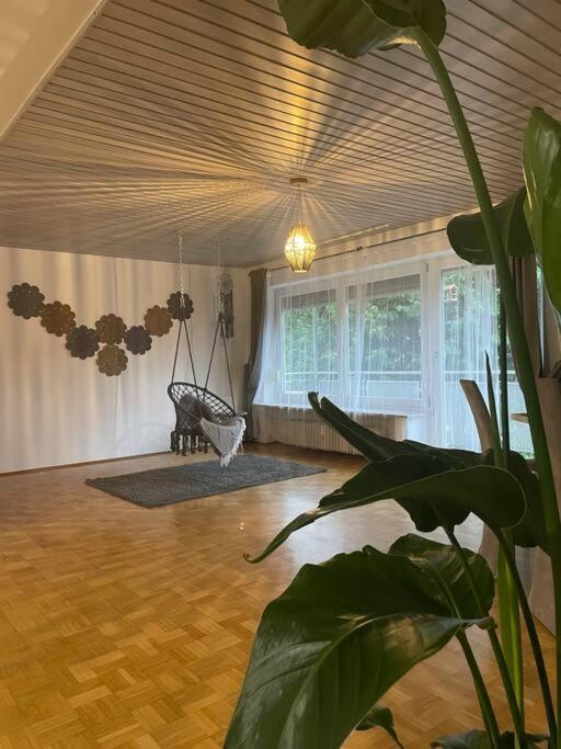 Fewo Boho 110 Qm Mit Bergblick 3 Min Bahnhof Apartment Лауфен Екстериор снимка