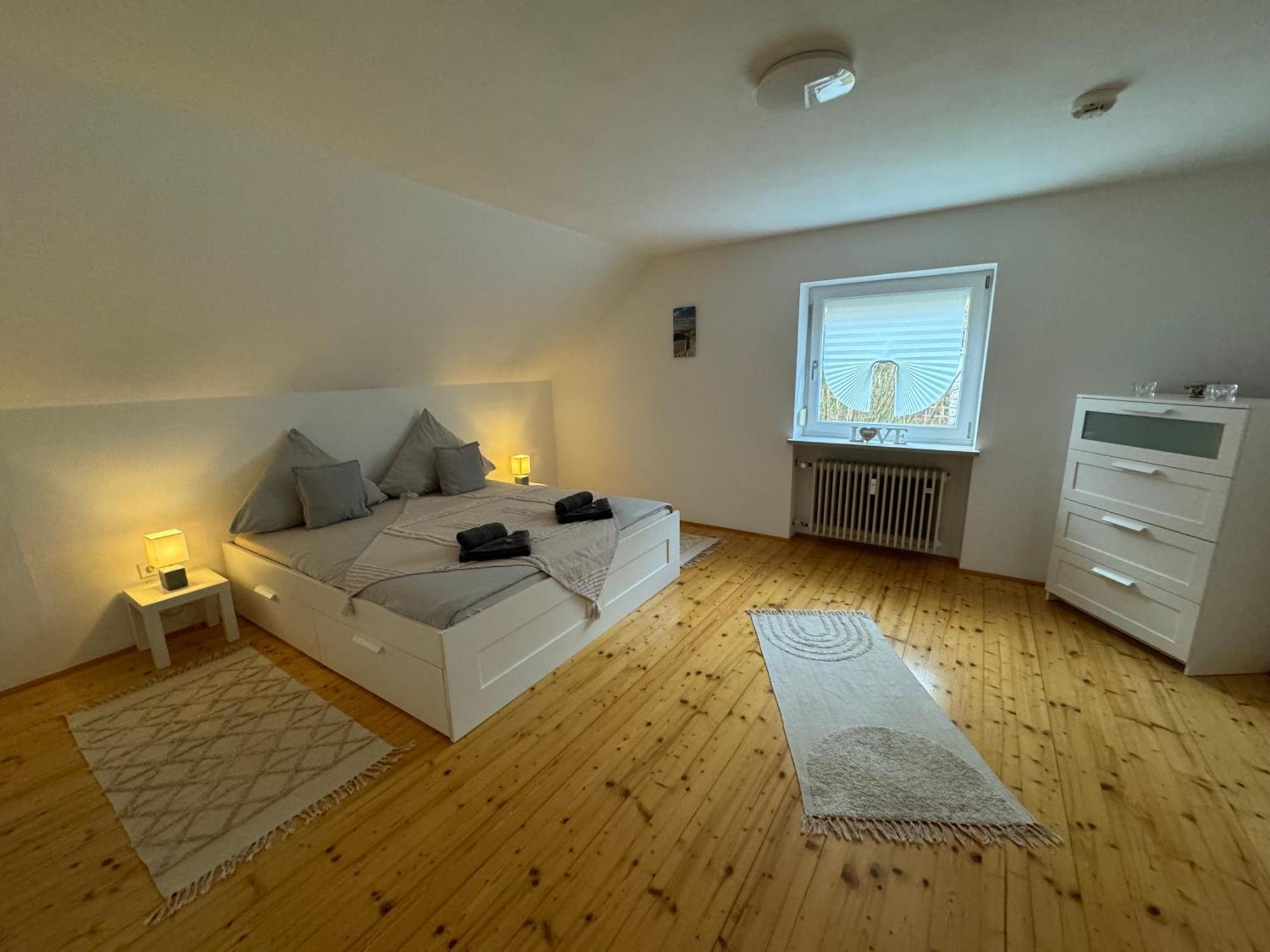 Fewo Boho 110 Qm Mit Bergblick 3 Min Bahnhof Apartment Лауфен Екстериор снимка