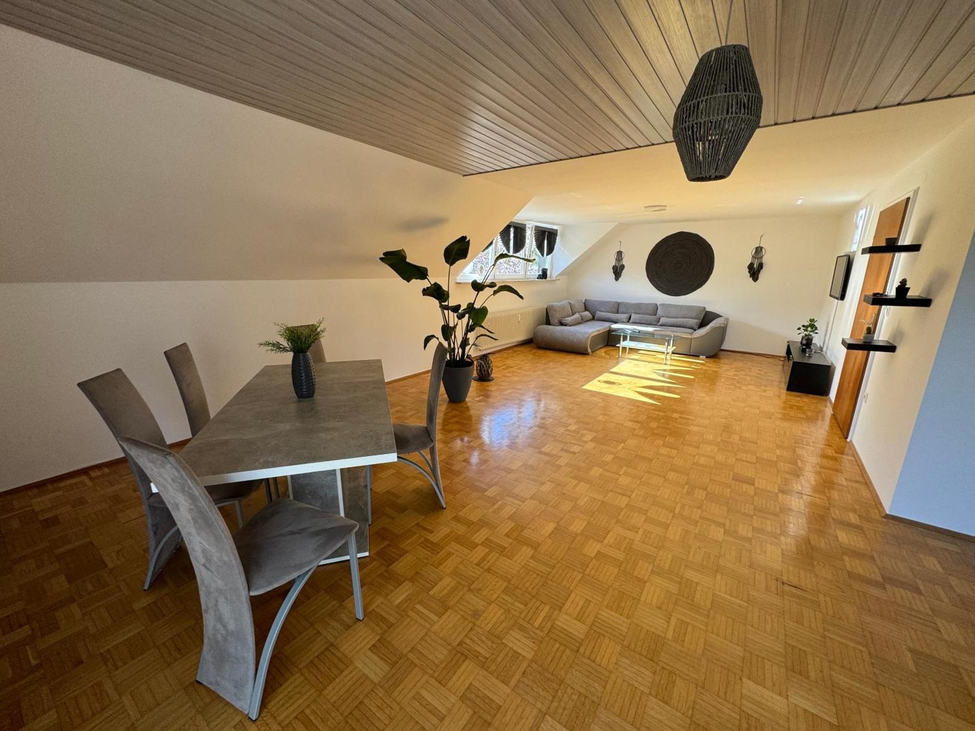 Fewo Boho 110 Qm Mit Bergblick 3 Min Bahnhof Apartment Лауфен Екстериор снимка