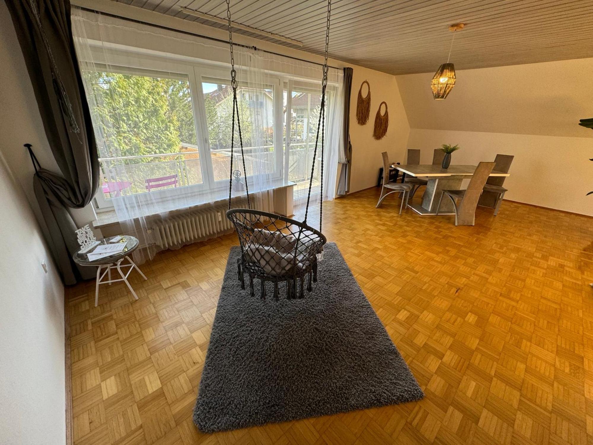 Fewo Boho 110 Qm Mit Bergblick 3 Min Bahnhof Apartment Лауфен Екстериор снимка